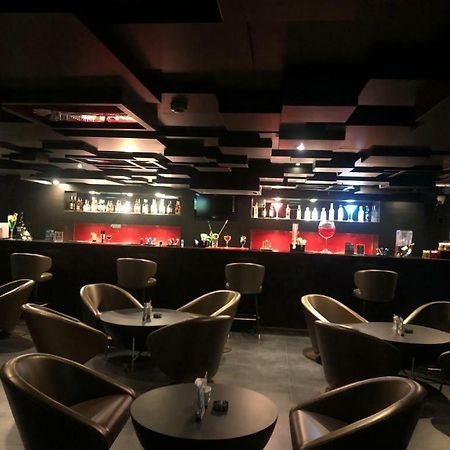 Cocoon Luxury Business Hotel Dhanbād Exteriör bild