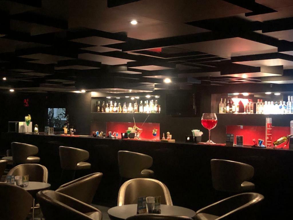 Cocoon Luxury Business Hotel Dhanbād Exteriör bild