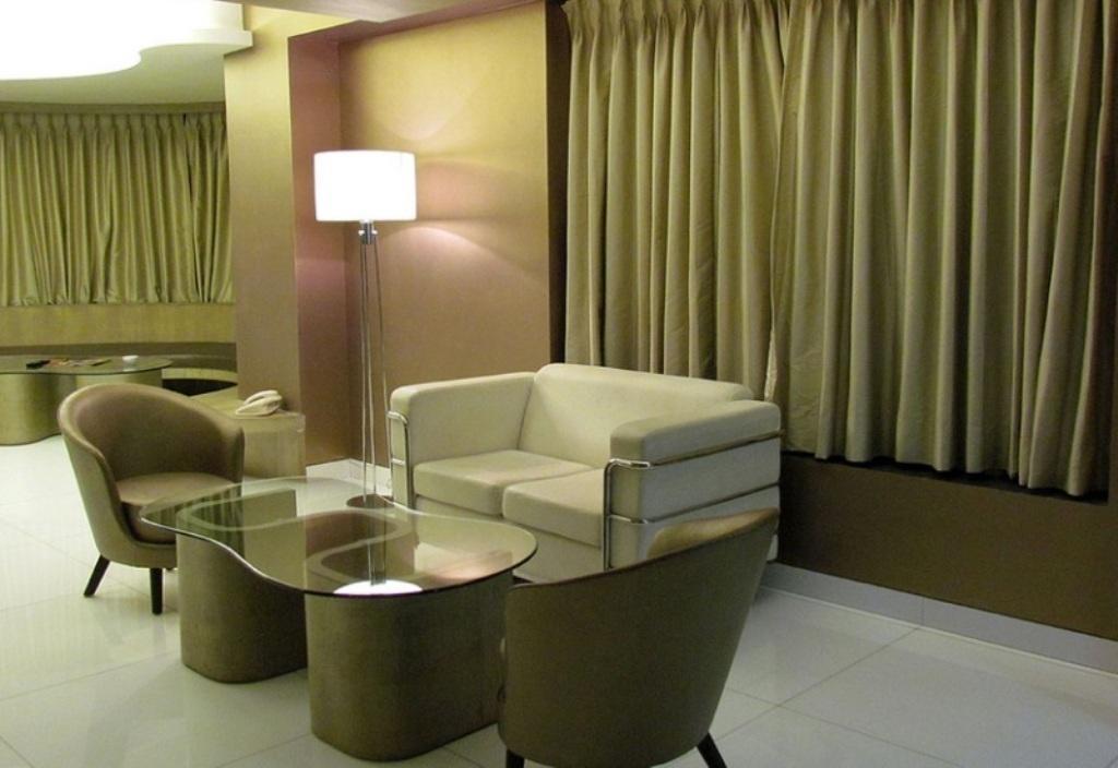 Cocoon Luxury Business Hotel Dhanbād Rum bild