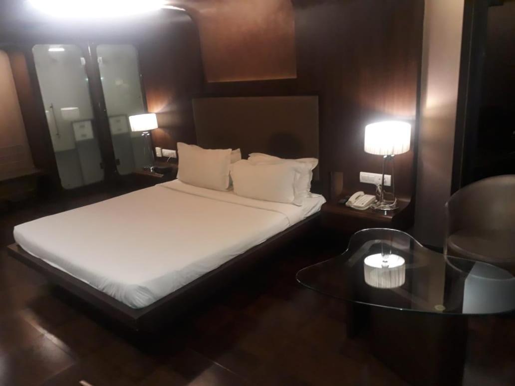 Cocoon Luxury Business Hotel Dhanbād Exteriör bild