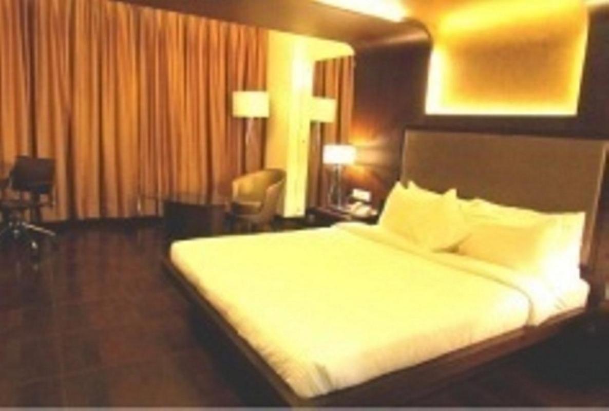 Cocoon Luxury Business Hotel Dhanbād Exteriör bild